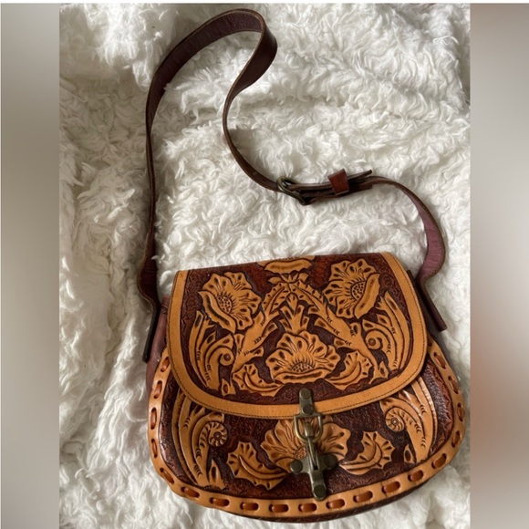 Hand Tooled Handbags - Vintage Hand Tooled Western Floral Leather Crossbody Bag purse tanBrown Cowgirl